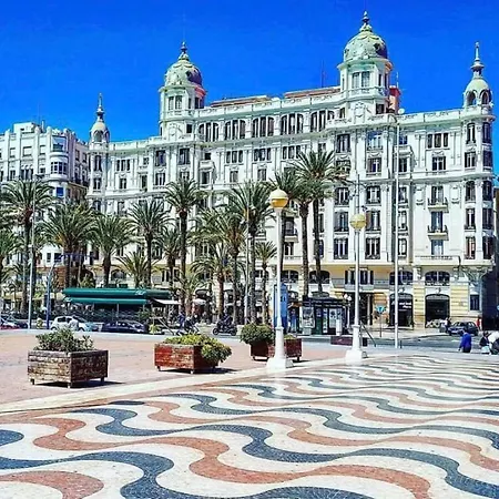 Alicante Centre ,Plage Et Quartier Anime,Wifi ,Climatisation Exterior photo