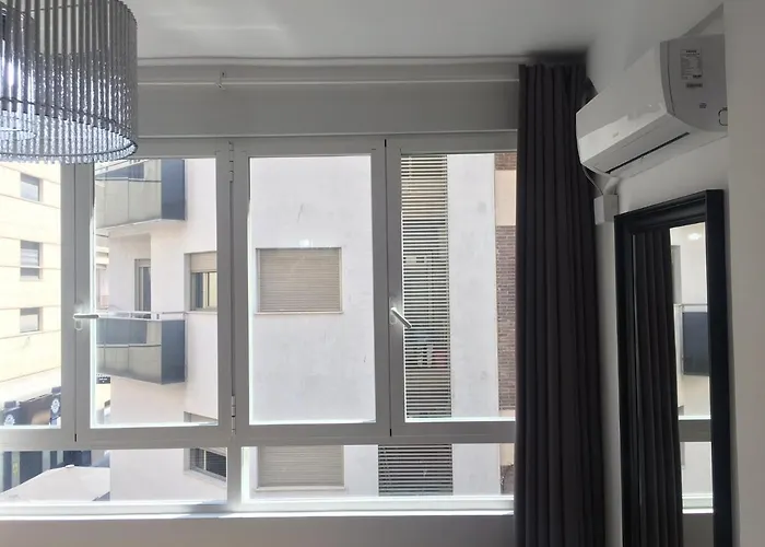 Alicante centre ,Plage et Quartier animé,Wifi Clim